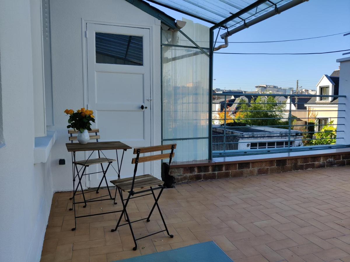 Studio équipé, grande terrasse, à côté de la gare Tours Exterior foto